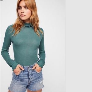 Free People Make it easy thermal top size Large